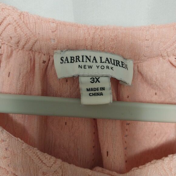 Sabrina Lauren top Womens 3X powder pink eyelet short sleeve button front pleats - Picture 3 of 6